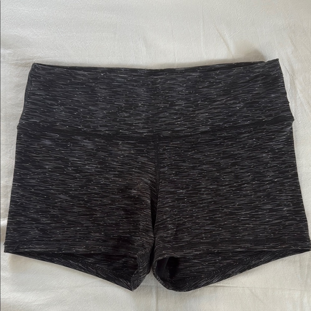 Fleo Black Heathered Shorts - S